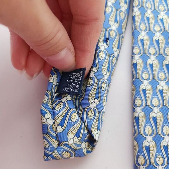 BURBERRY London 100% Silk  Neck Tie  Blue Gold Ladybug Print Burberrys EUC - Picture 5 of 11